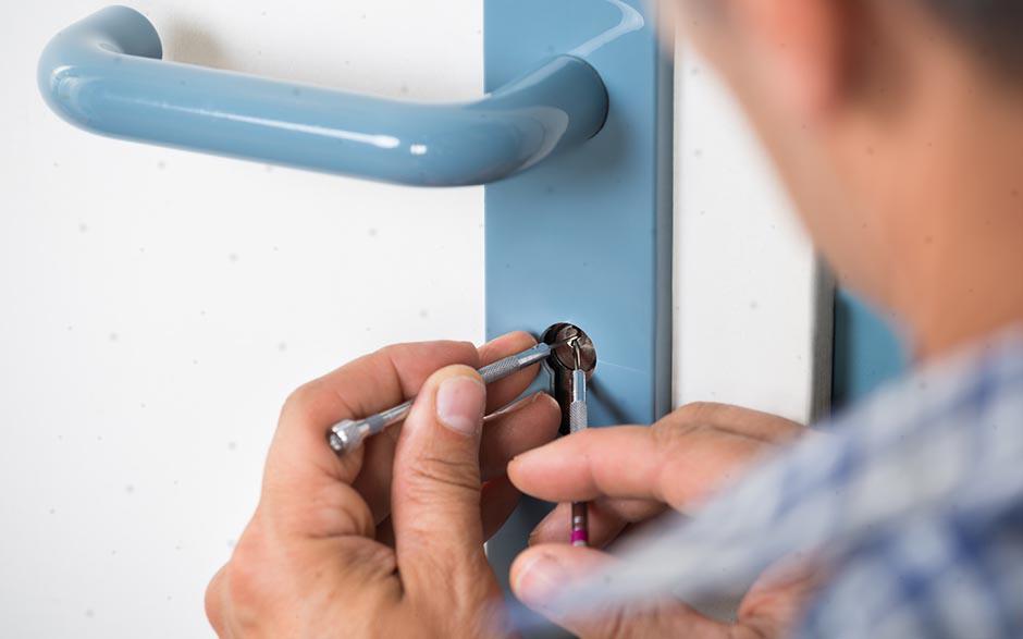 serrurier porte claquée Fontenay-en-Parisis